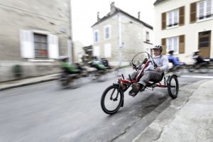 Radfahren mit Beeinträchtigungen oder Behinderungen HASE handbike action 300x200