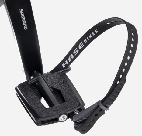 Pedale mit Fersenriemen der Marke Hase Bikes