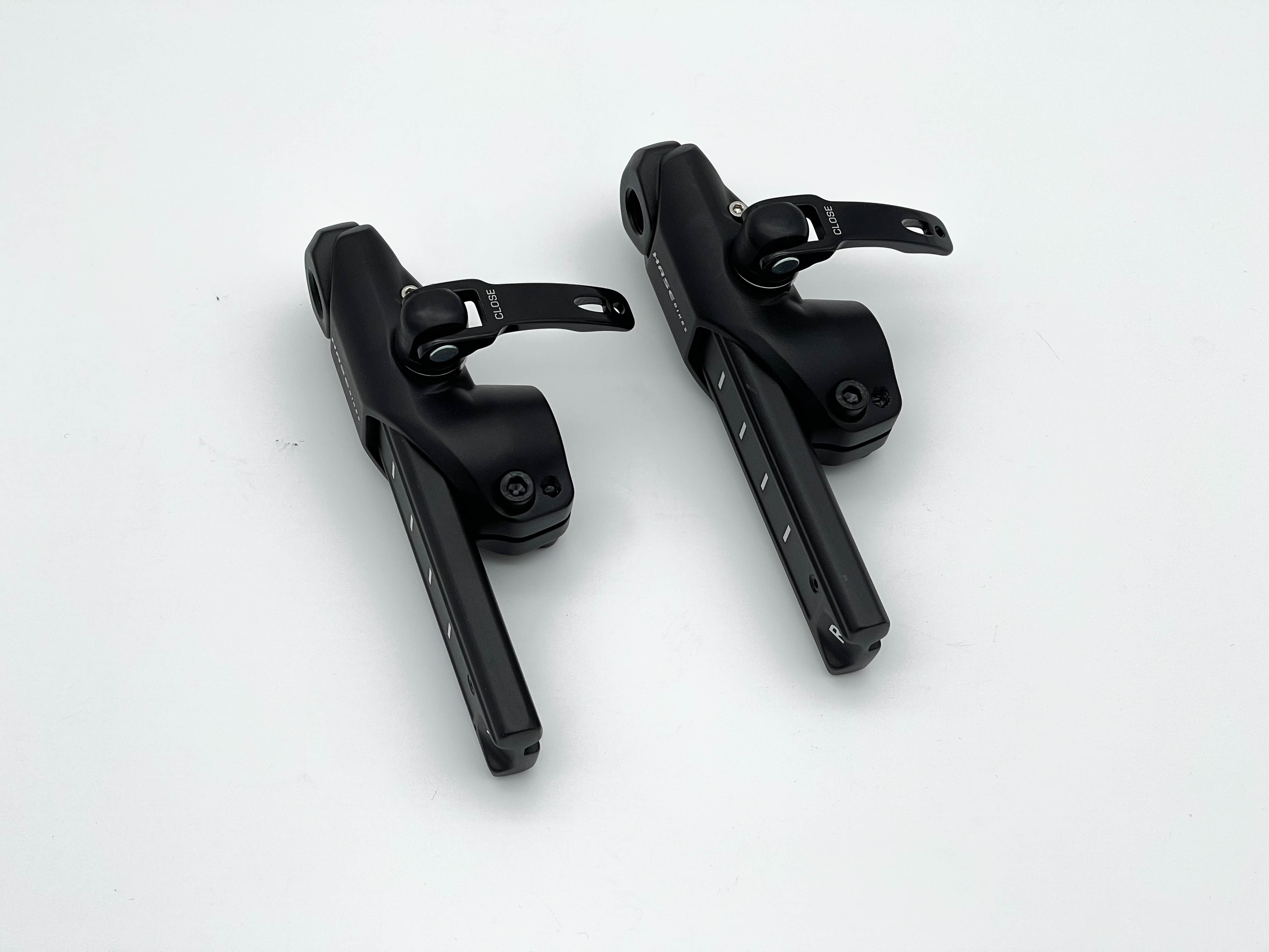 SW10179 Bild6 Hase Bikes Trike Liegerad Dreirad Therapierad Zuebehoer 26774 Hae Kurbel verstellbar in Laenge Hollow Tech Shimano Steps zum Nachruesten