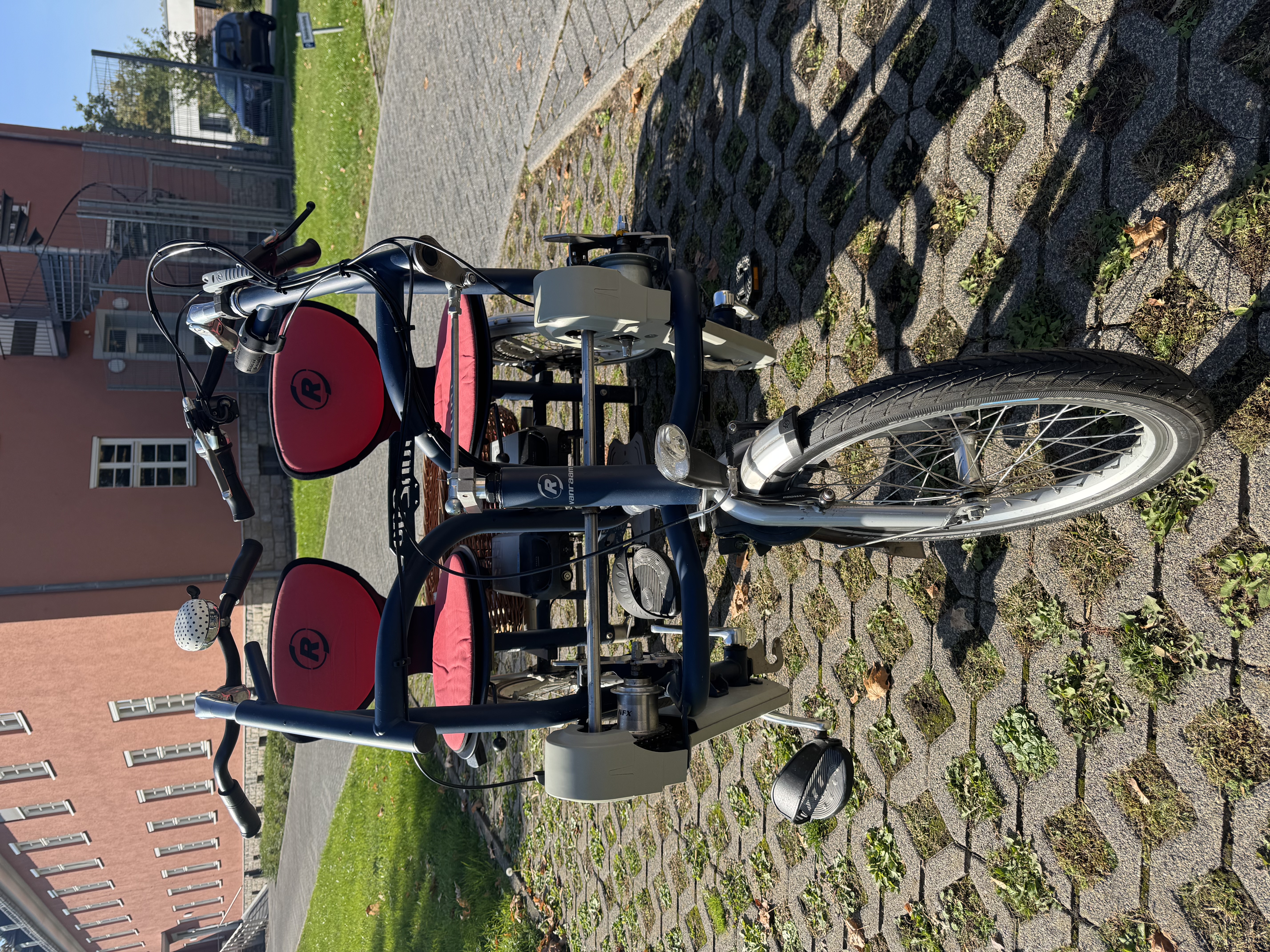 vanRaam Fun2Go gebraucht: Frontansicht des Paralleltandems