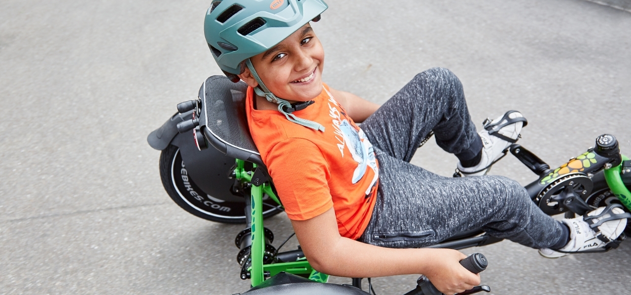 SW10299 Bild3 Hase Bikes Trike Liegerad Dreirad Therapierad 26300 Hase Trets gelbgruen Topseller Konfiguration SW10299 Bild3 Hase Bikes Trike Liegerad Dreirad Therapierad 26300 Hase Trets gelbgruen Topseller Konfiguration